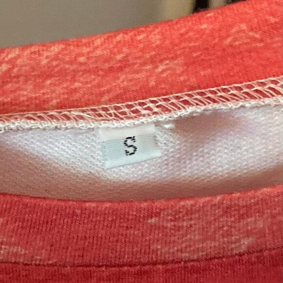 Knit pull over top - Picture 2 of 3